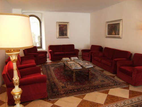 Hotel Europa Удине Экстерьер фото